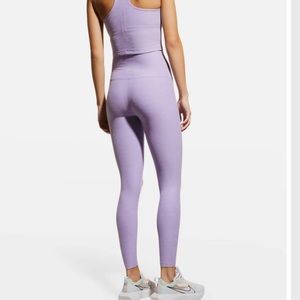 Beyond yoga leggings crisp lavender nwot size small